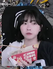 20250505_225457714.gif.webp