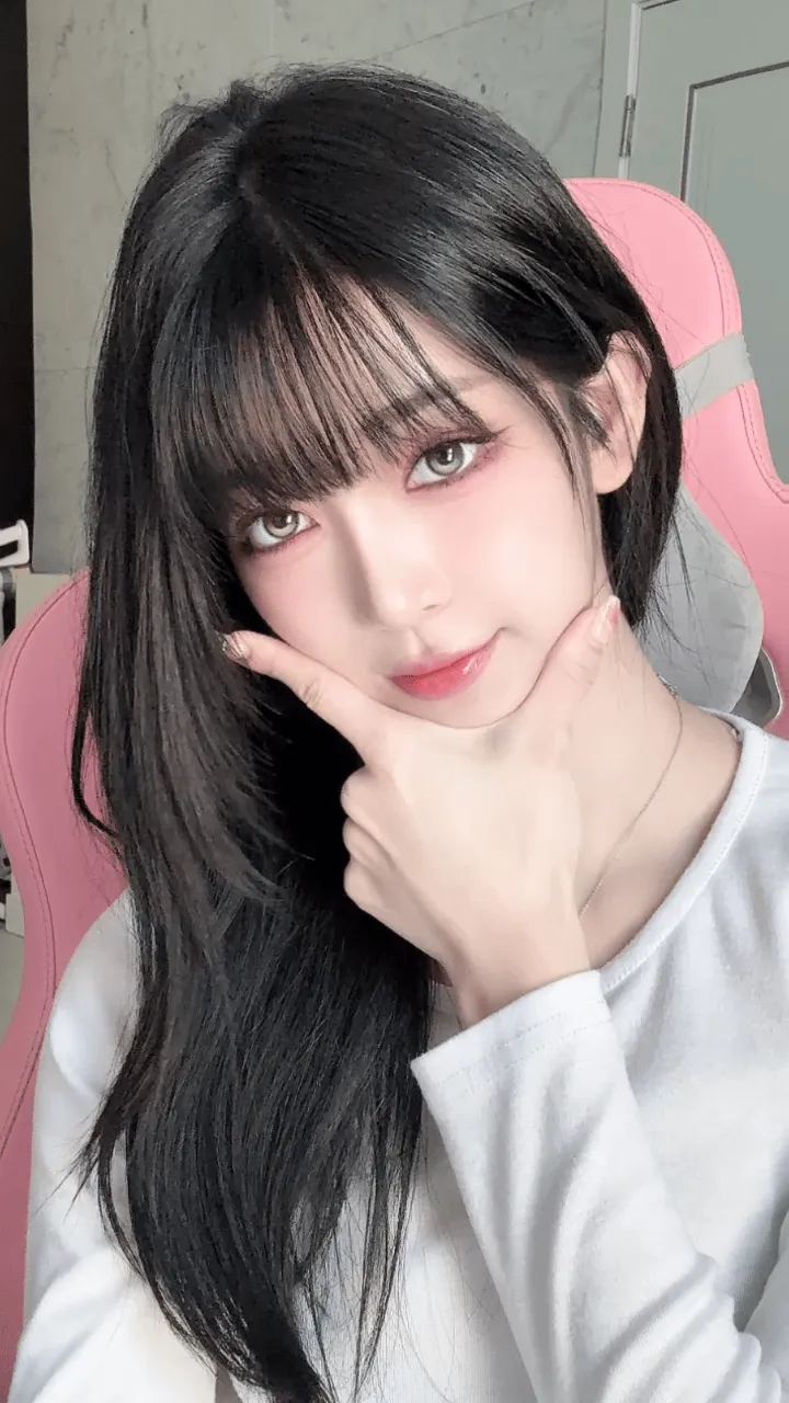 KakaoTalk_20250513_020302257_01.gif.webp