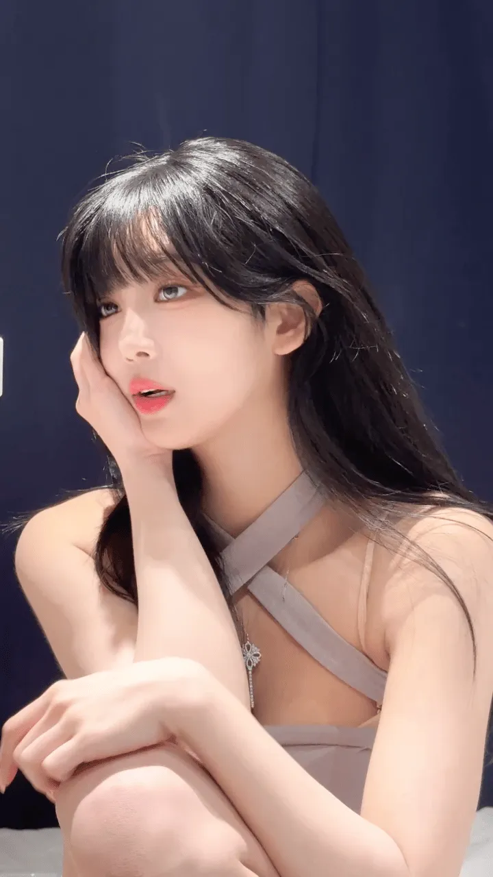 KakaoTalk_20250513_020302257_02.gif.webp