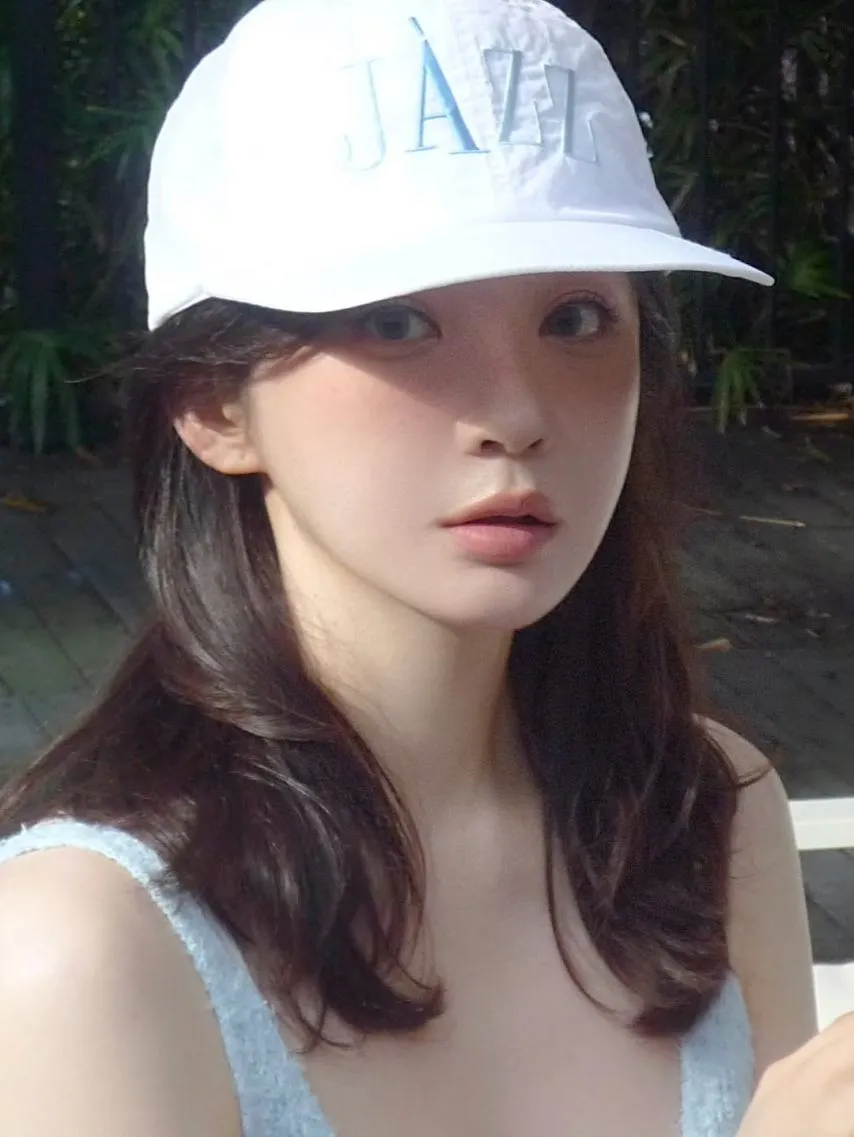 989925255_xctp5yQq_AWJZTX9IOPeig148.jpg.webp