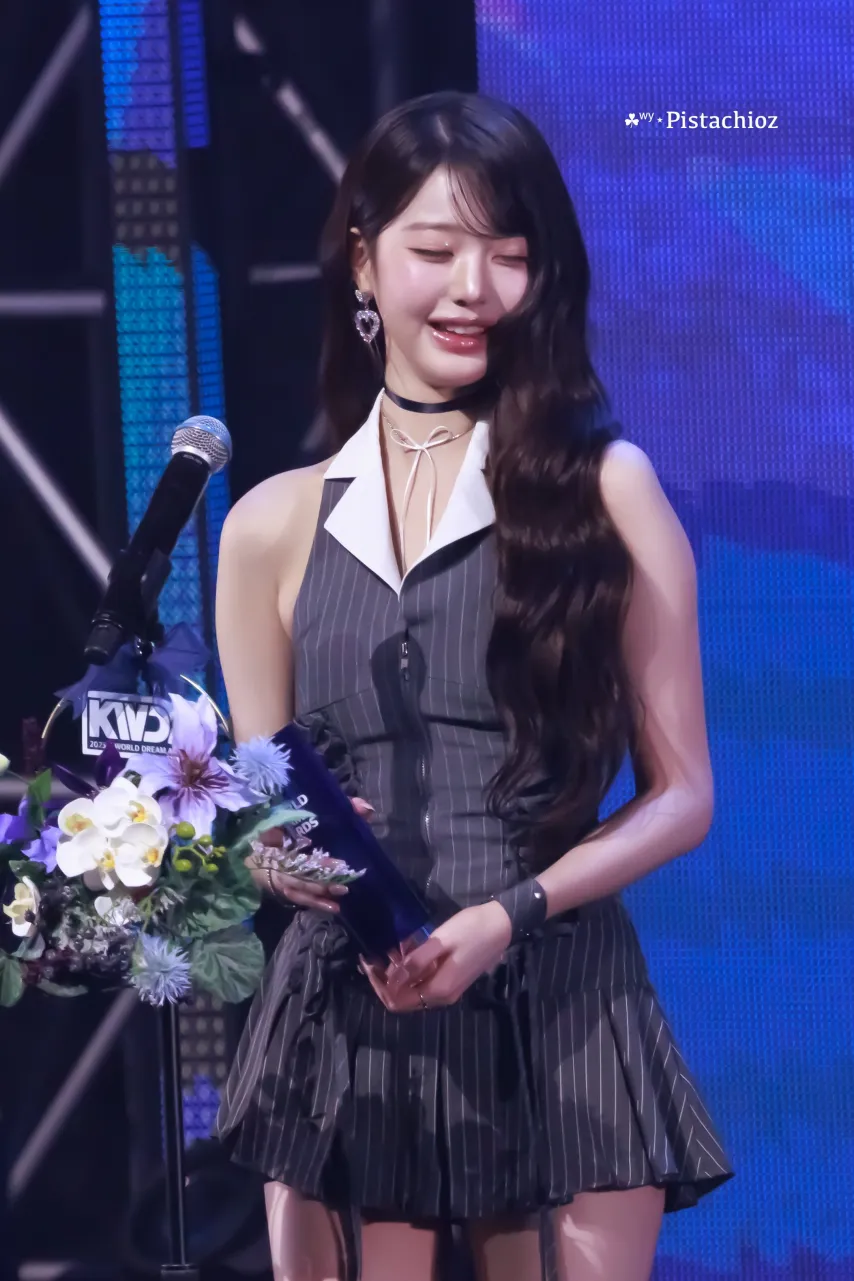 988701042_jck9zsr8_OUqlCWdnSm7ByPKe.png.webp