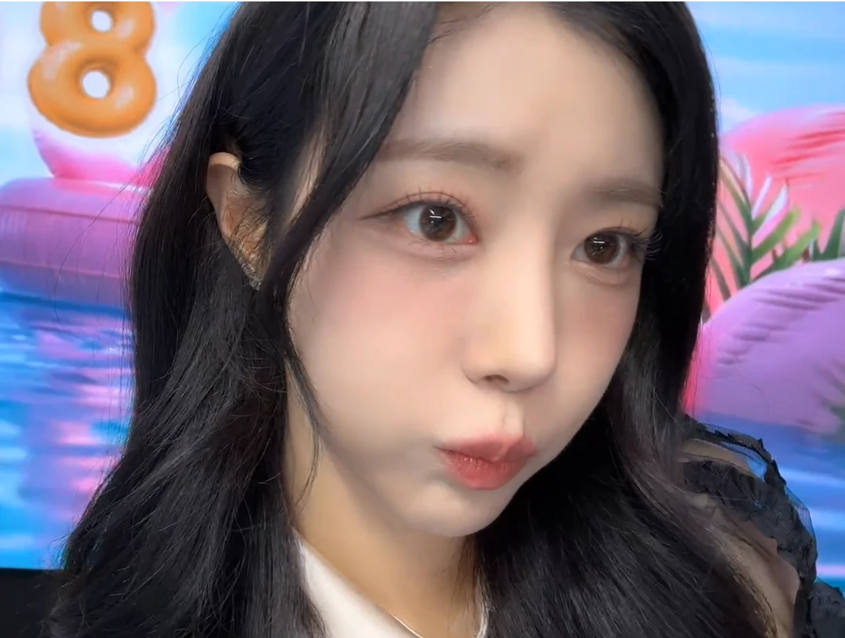 25-08-28 리아7.webp