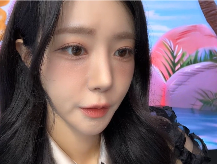 25-08-28 리아5.webp