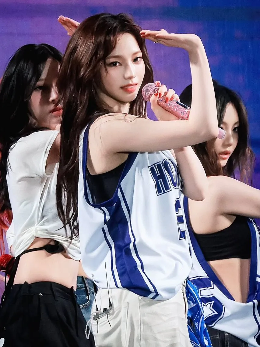 1930735395_5ak9Ehgi_mDBs12QcYIprV3wK.jpg.webp