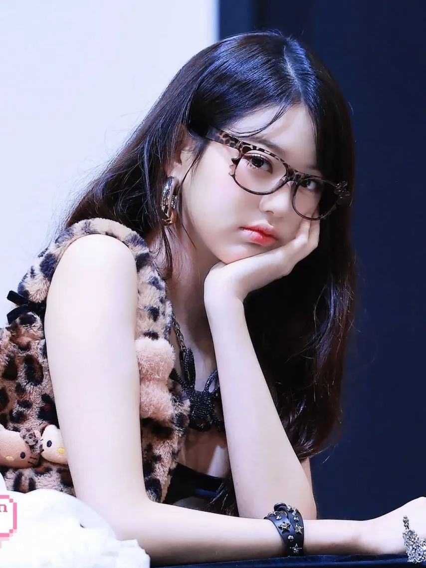 1930735395_xfWuE84t_l9TOsLQjnS3Uyrgv.jpg.webp