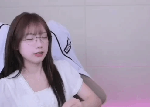 09f1d63321764aef960c9ec77cc100f2.gif.webp