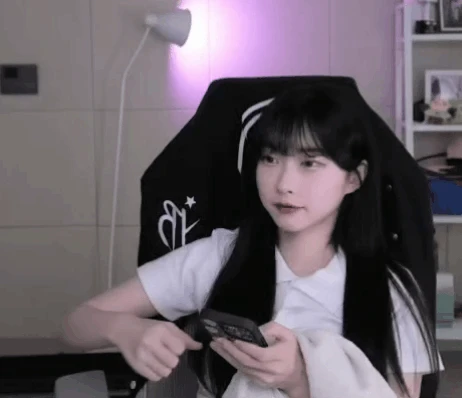 598f42dcef9942b59cc4c31c7d11e0c4.gif.webp