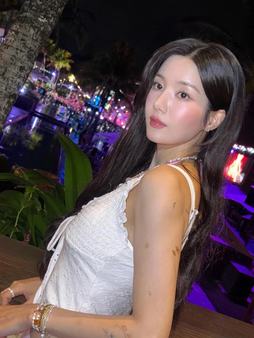 3690694170_qfymk2bH_nhI7FKQ34jNSdPoR.jpg.webp