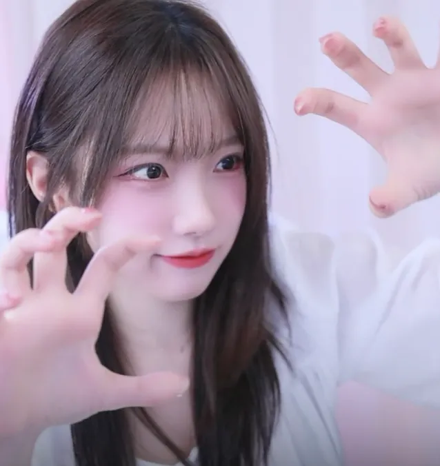 스크린샷 2025-10-19 오후 8.12.42.png.webp